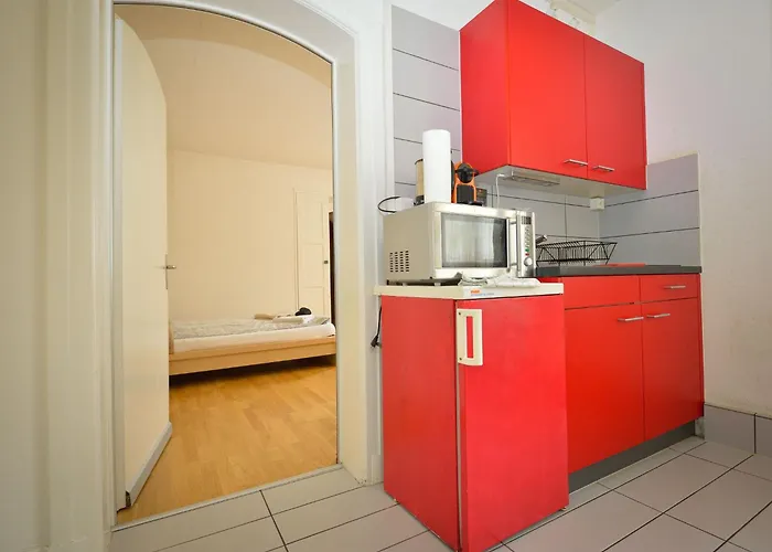 Garden Studio Apartment Zürichberg